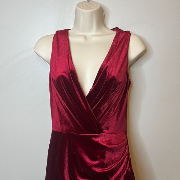 Burgundy Velvet Maxi Dress (S) - Picture 3 of 11